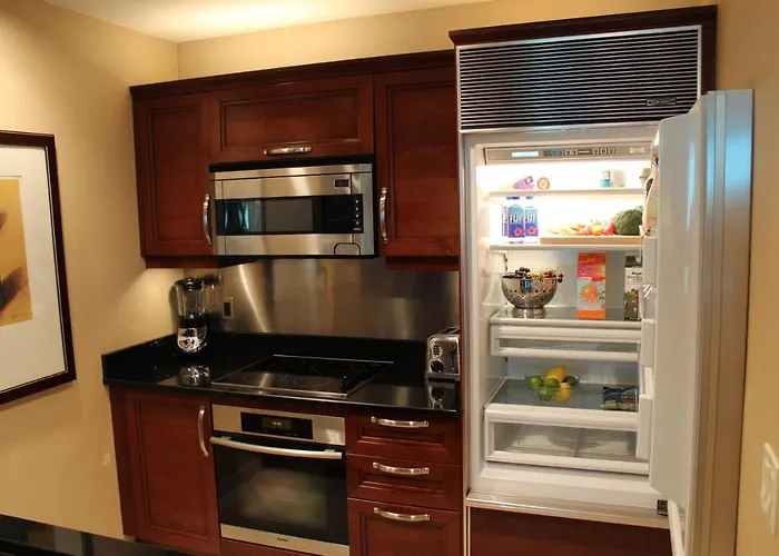 Luxury Suites International At The Signature